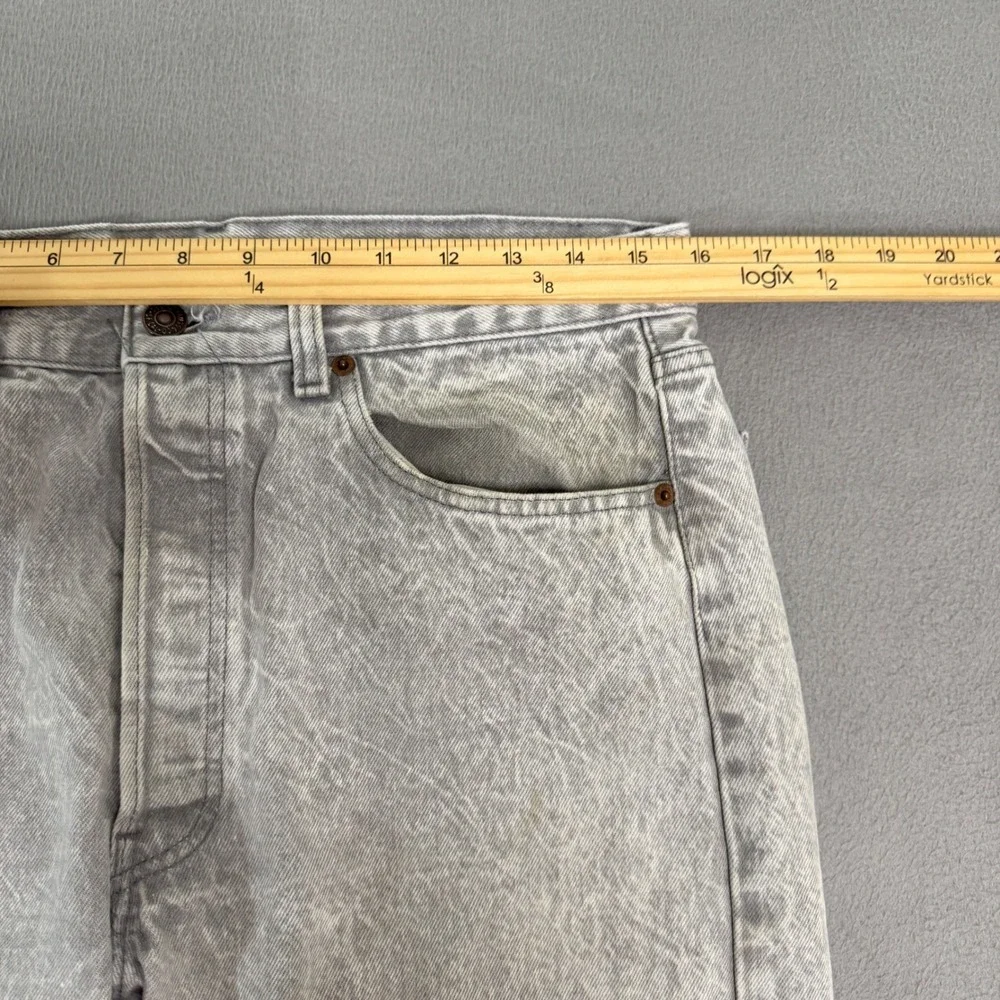 Levis 501 Jeans Men 32x30 Gray Acid Wash Cotton Made in USA Vintage Button Fly